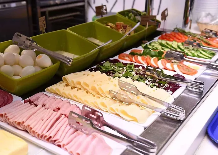 Ibis Budget Stadion Отель