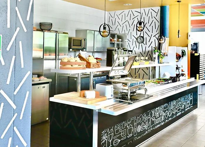 Ibis Budget Stadion Отель